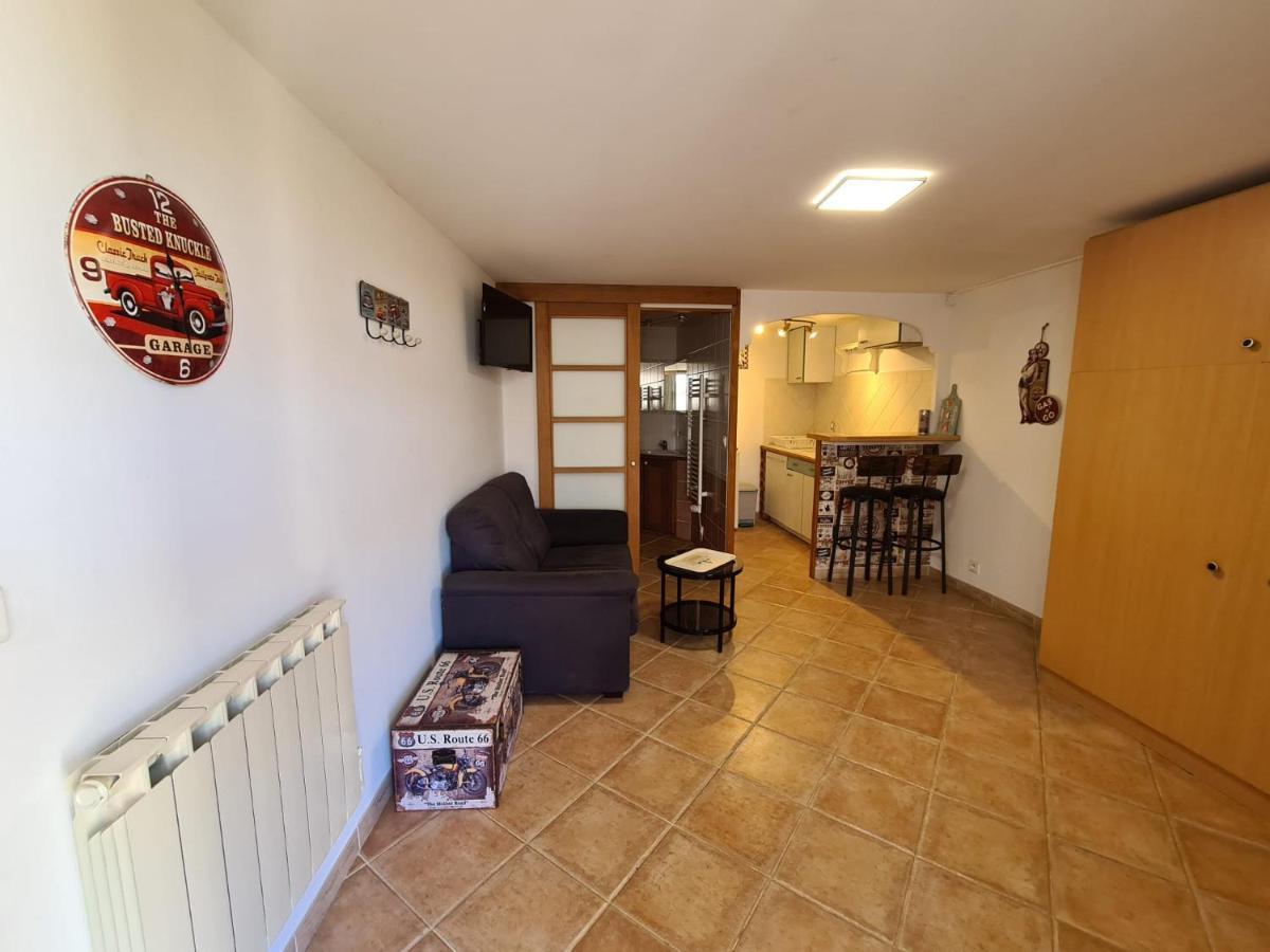 Studio Vintage Carnoules  Екстер'єр фото